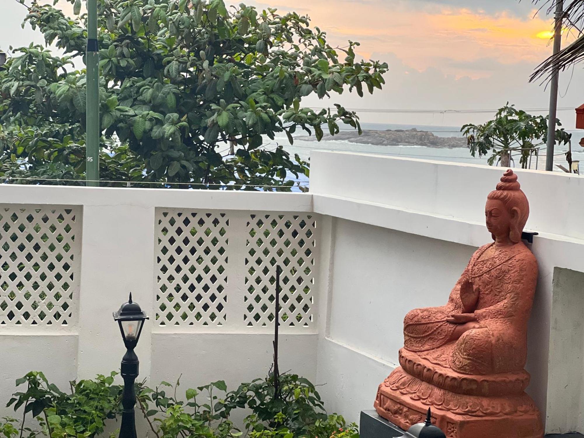 Buddha Beach Hotel Kovalam Extérieur photo